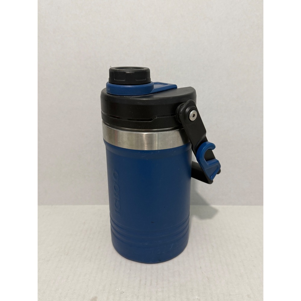 Igloo Logan Sport Jug 64oz Navy Blue Stainless Steel Fence Hooks P343866-31156